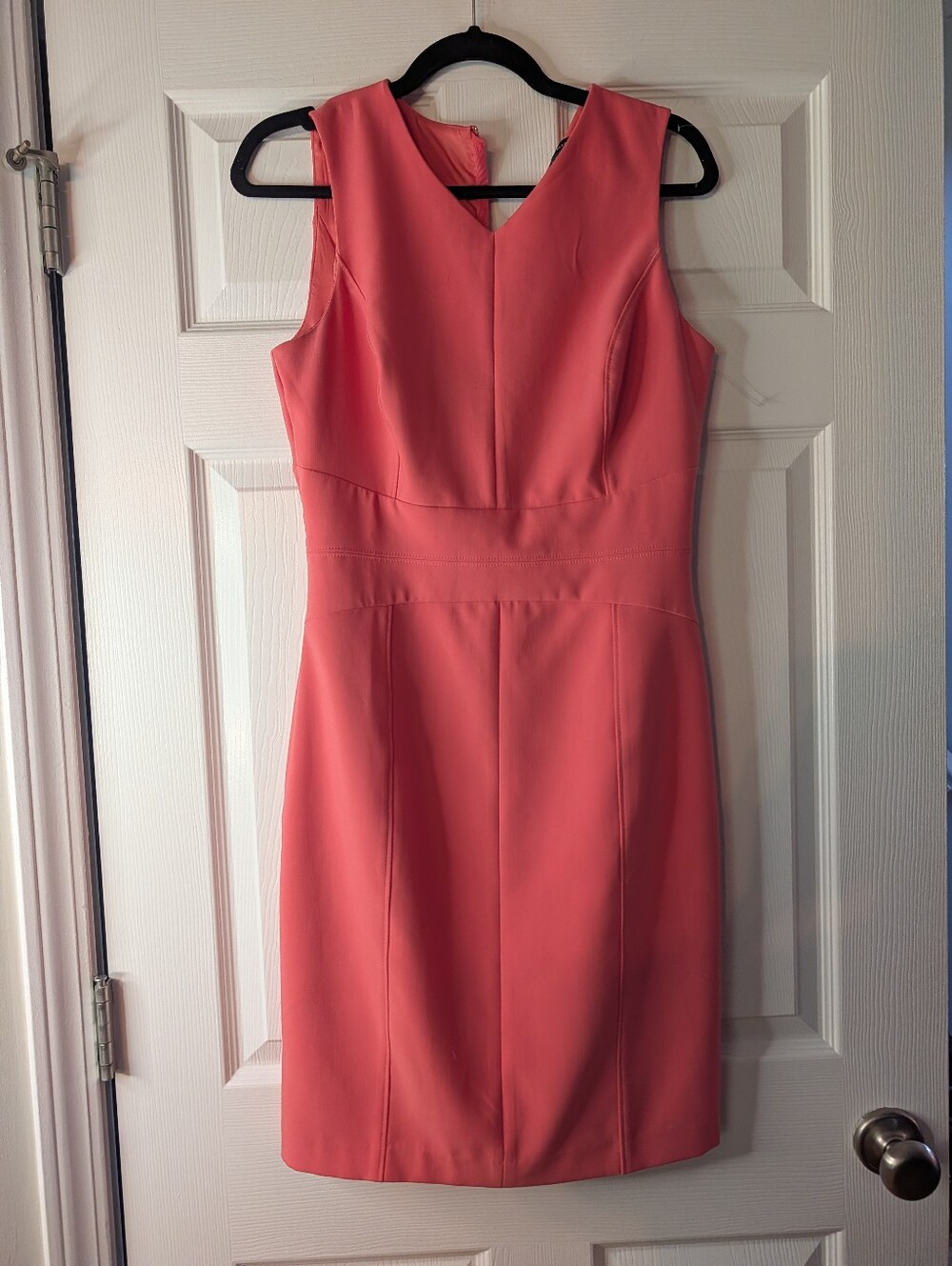 White House Black Market Coral Pink Sleeveless Sheath Dress Size 6 Career Cockta